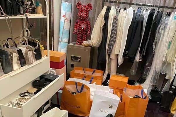 新邱区回收一线品牌衣服
